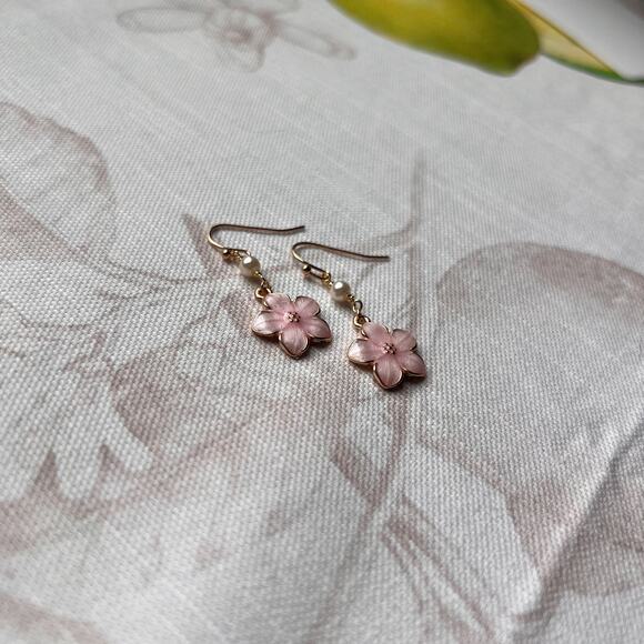 Kawaii Cherry Blossom Jewelry Set, Japanese Set, Cherry Blossom Jewelry Gift Set - Picture 4 of 10